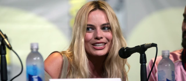 Wyjaśnienie cech znaku Raka u Margot Robbie